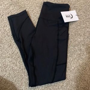 Zyia active leggings